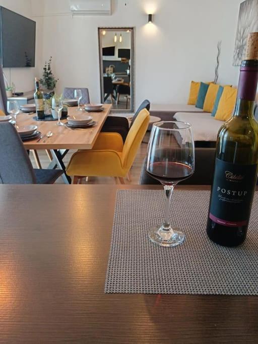 Holiday&Suite Klanac Vir Zewnętrze zdjęcie