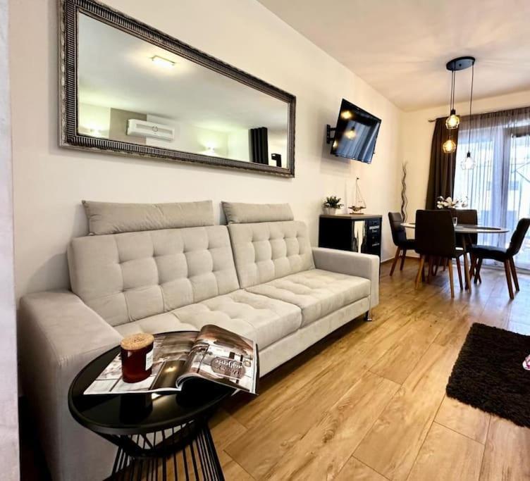 Holiday&Suite Klanac Vir Zewnętrze zdjęcie